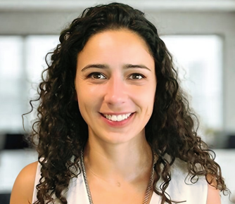 Raquel Oliveira profile